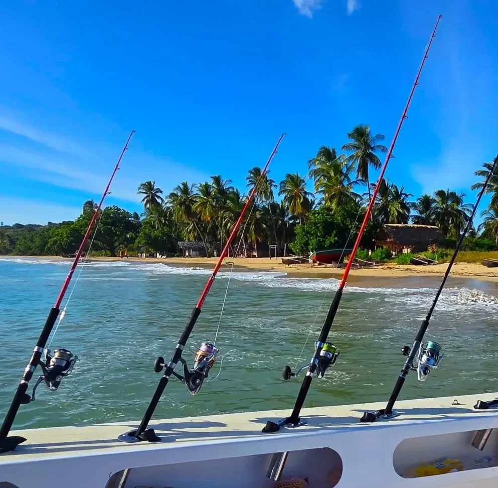 Matériel haut de gamme installé à bord pour la pêche sportive à Nosy Mitsio & Cap San Sébastien, Madagascar