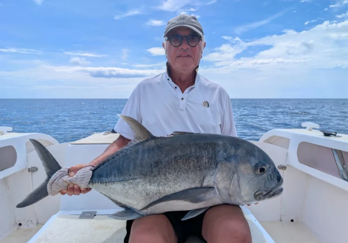 Un belle carangue sortie par Thierry lors d'une sortie à la journée aux Radama