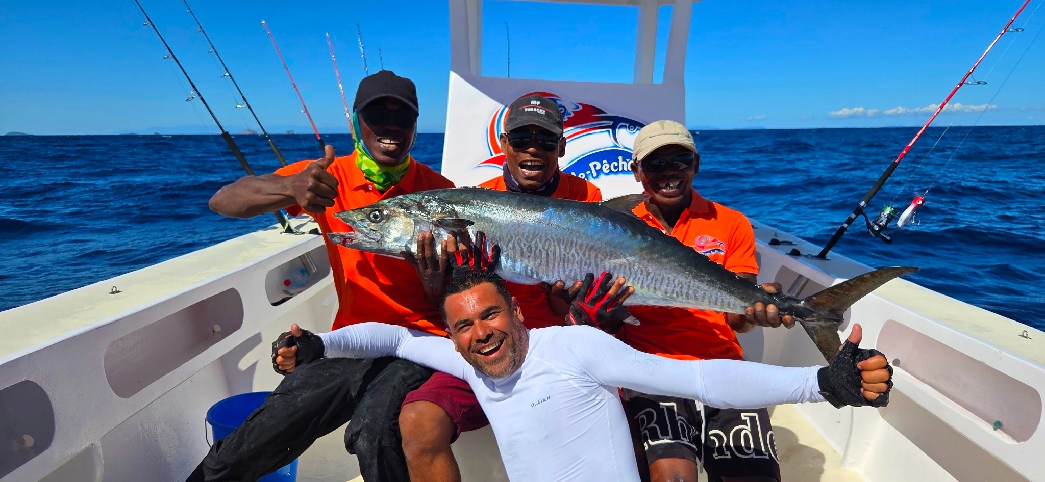 Pêche au gros à Madagascar : capture au jig d'un superbe thazard à Nosy Mitsio